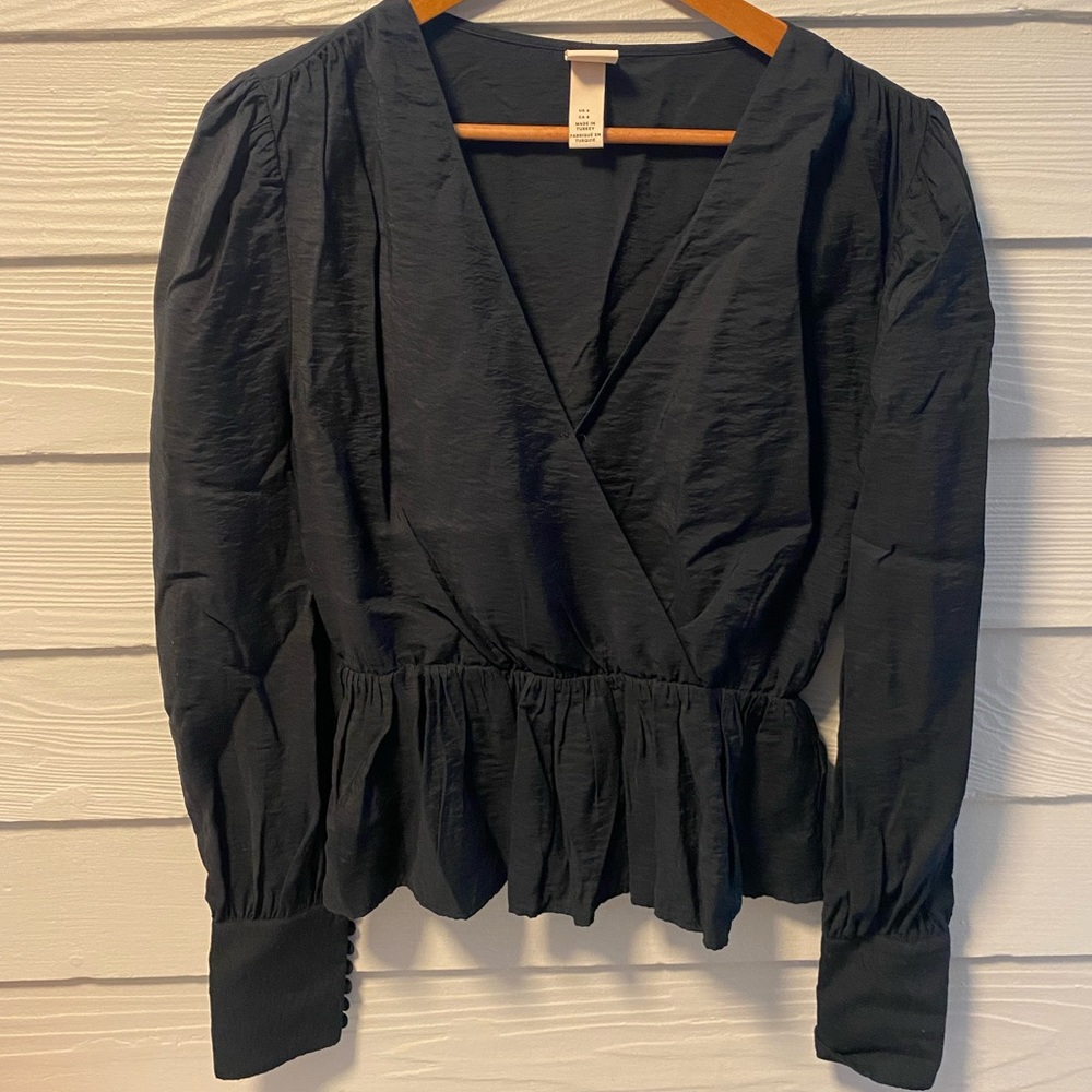 H&M Black Long Sleeve Peplum Blouse Size 4